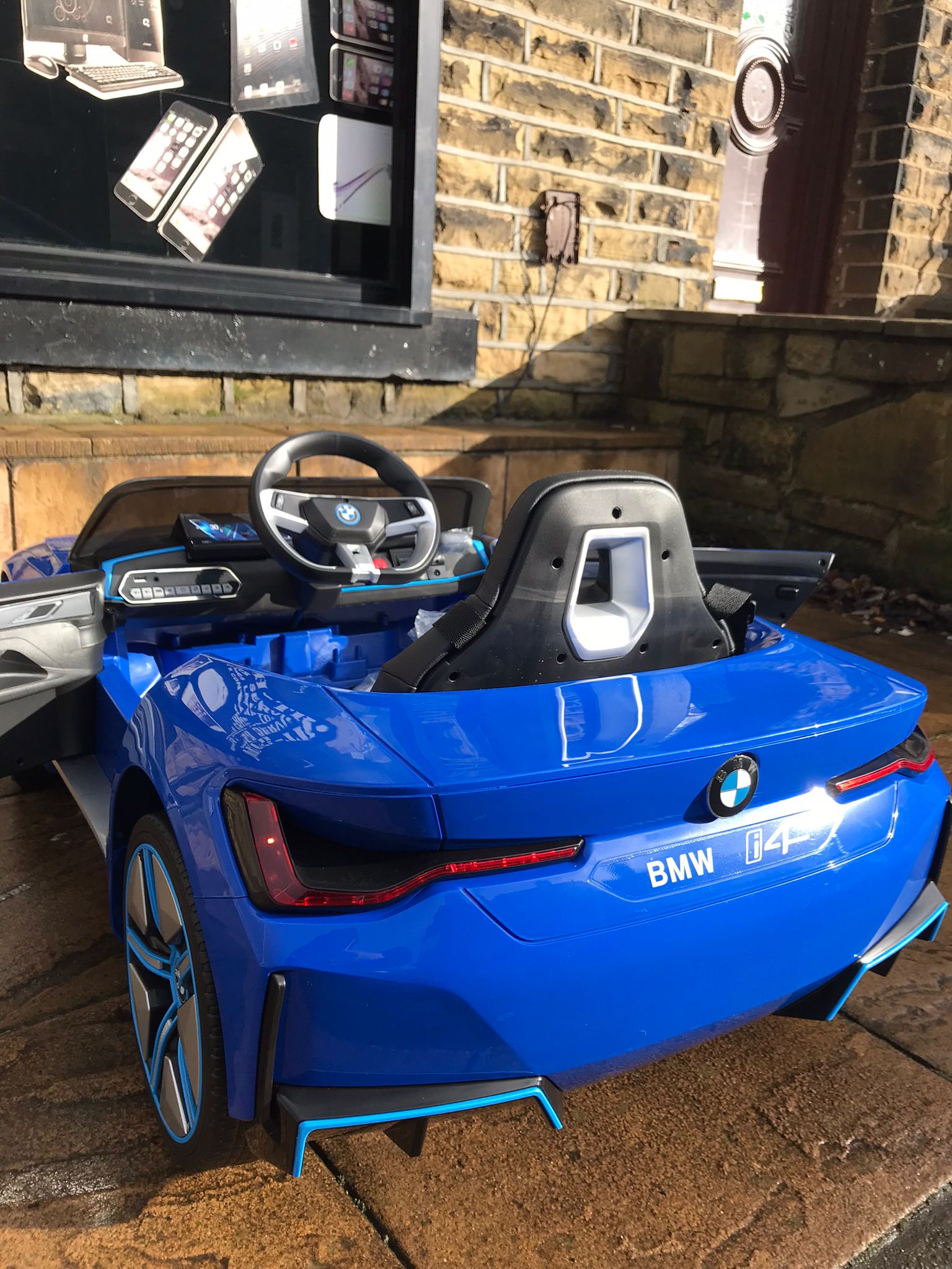 BMW i4 12v Car, Leather Seats & Rubber Tyres, Remote & Self Drive