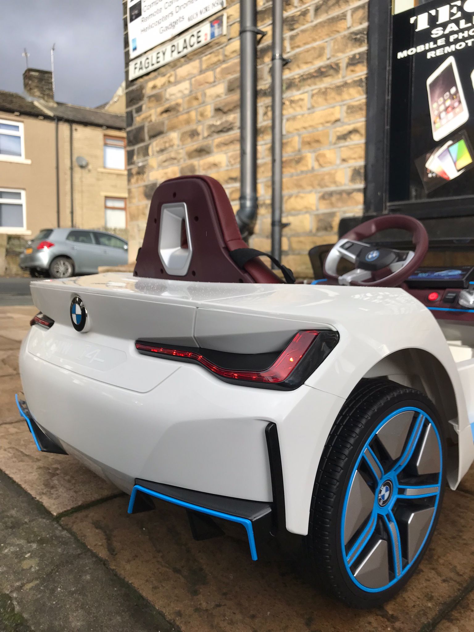 BMW i4 12v Car, Leather Seats & Rubber Tyres, Remote & Self Drive