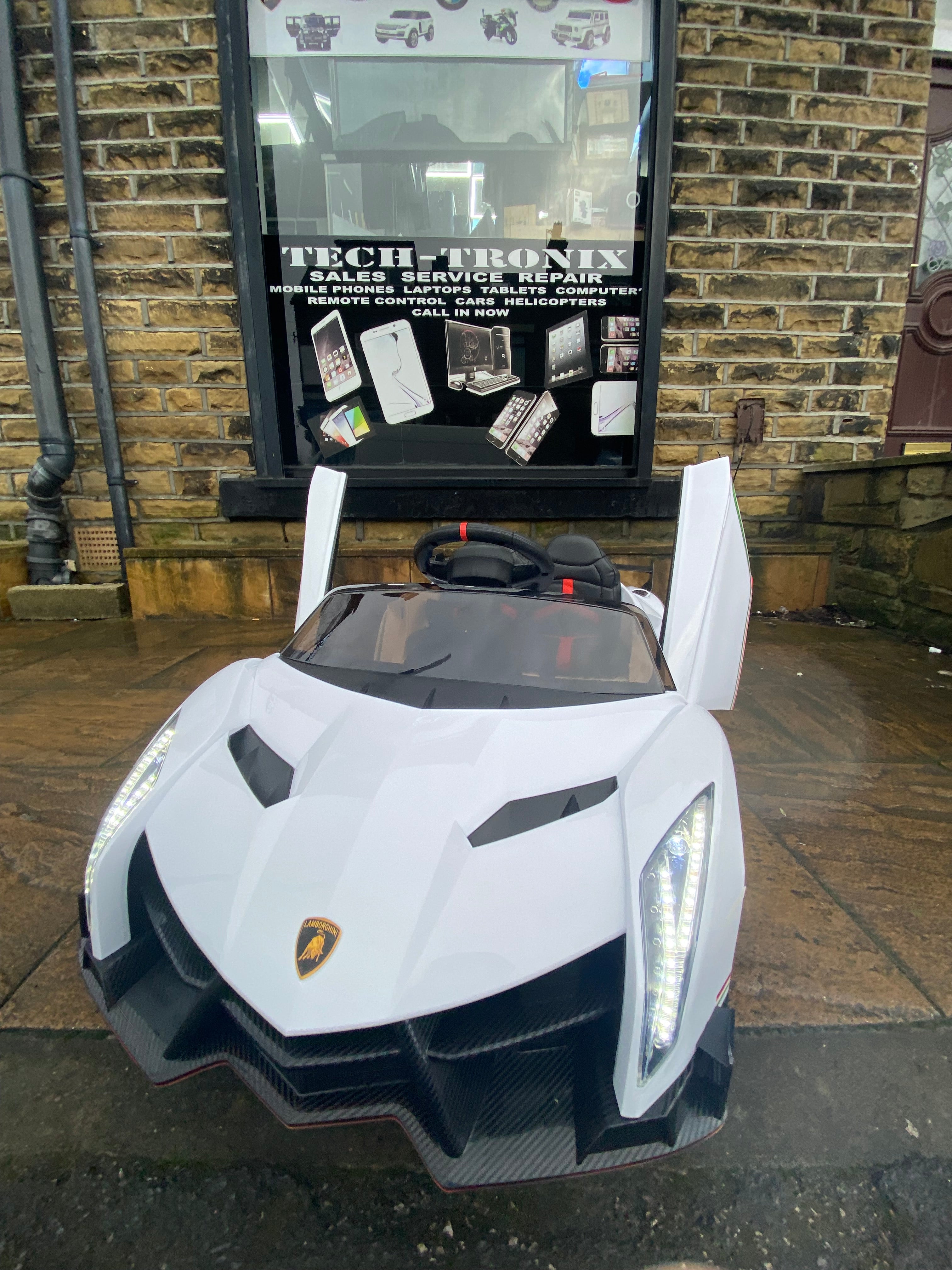 Kids Lamborghini Veneno 12v Ride on Electric Car with Remote